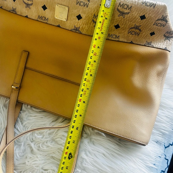 MCM Tote Bag - Picture 5 of 6